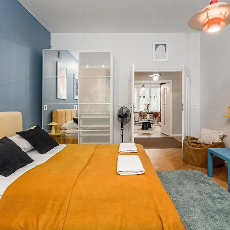 Shortstaypoland Raszynska B190 *