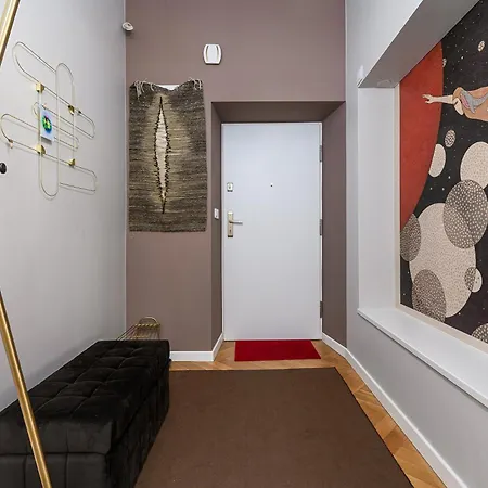 Apartamento Shortstaypoland Raszynska B190