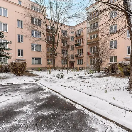 Shortstaypoland Raszynska B190 وارسو